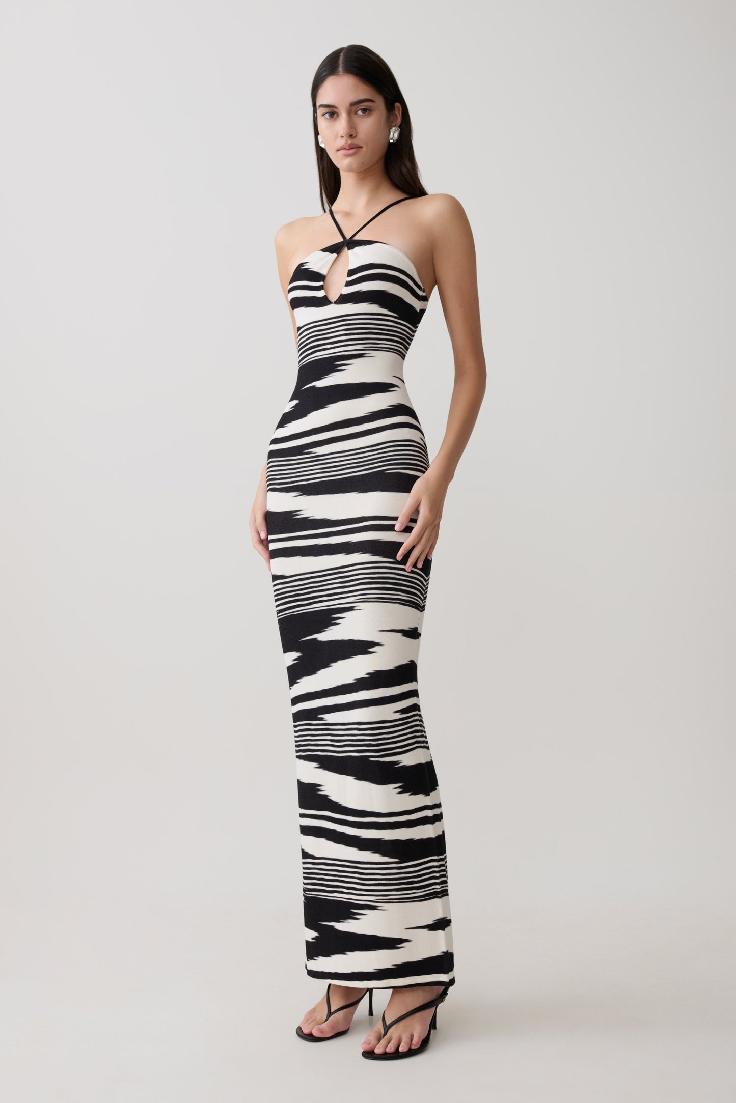 Vestido Maxi de Punto Cruzado Ashtin - Estampado Linear Shift