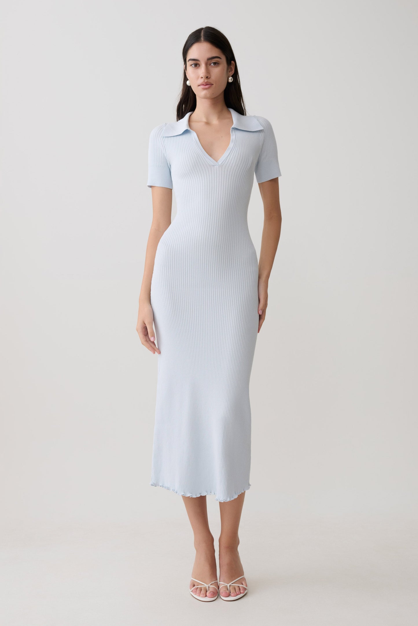 Vestido Midi de Punto Cuello y Manga Corta Nichelle - Azul Claro