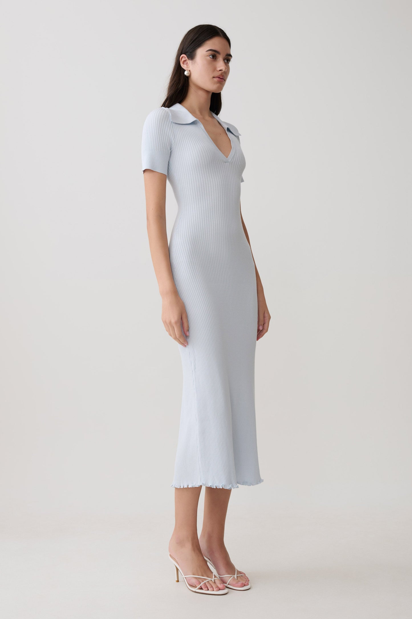 Vestido Midi de Punto Cuello y Manga Corta Nichelle - Azul Claro