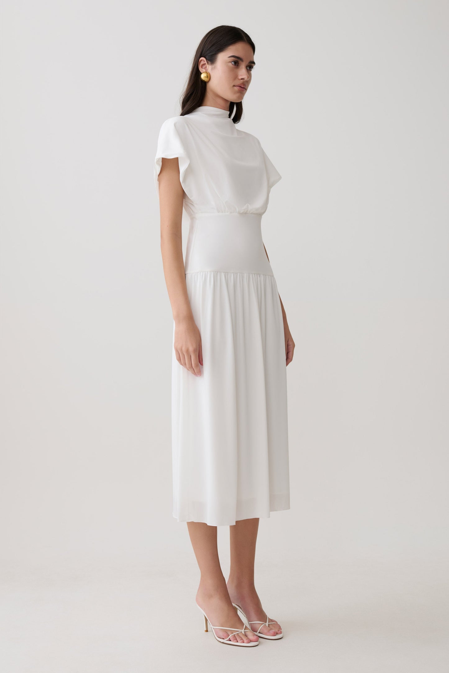 Vestido Midi Cuello Alto Cowl Ailla - Blanco