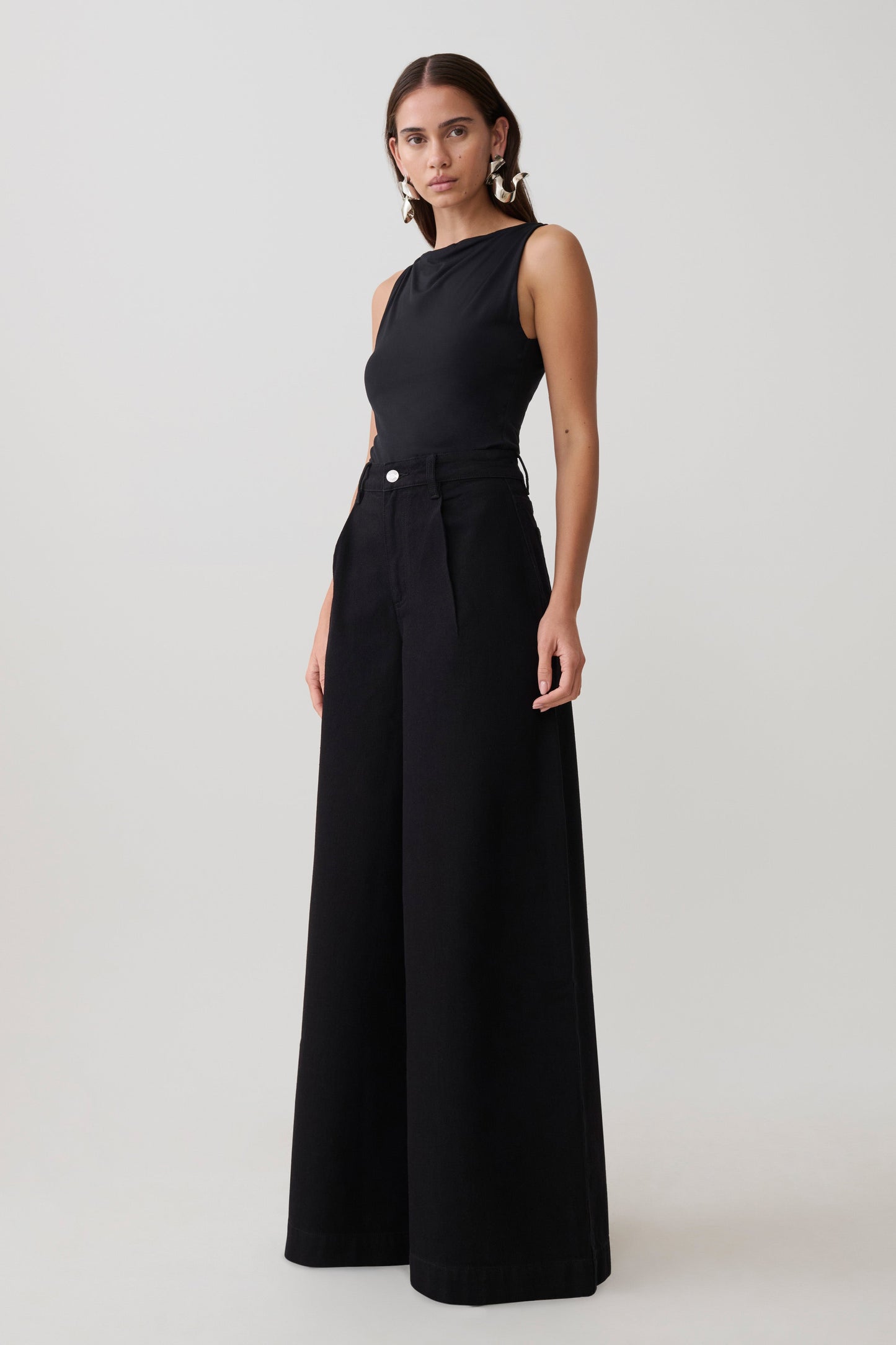 Jean Oversized con Pliegue Frontal Bobby - Negro