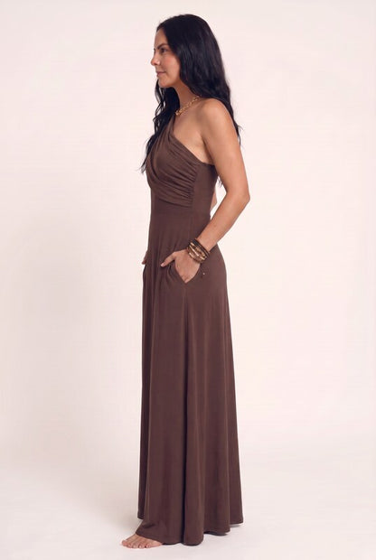Vestido elegante sin tirantes de red