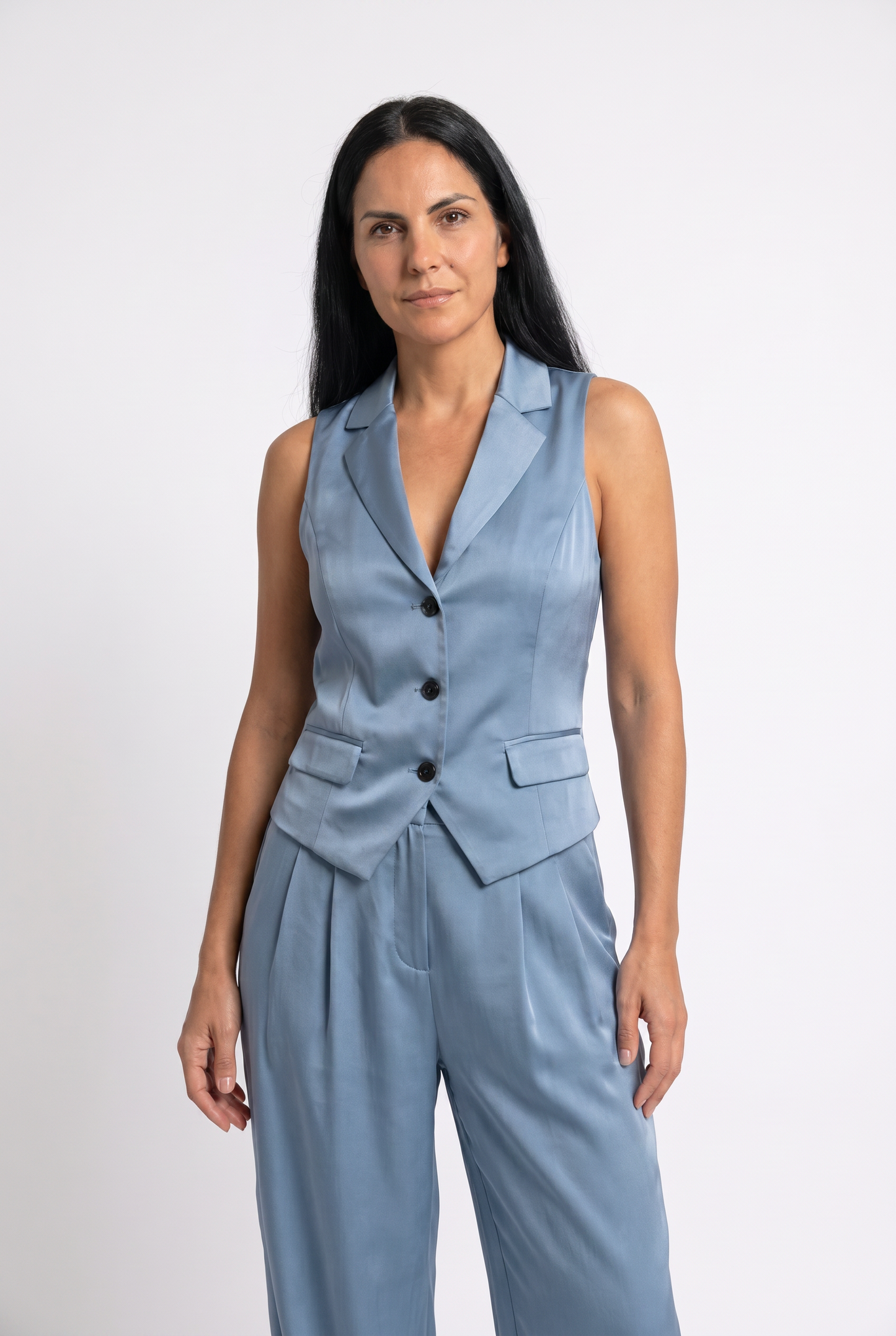 Conjunto de dos piezas para mujer con cuello en V y botones